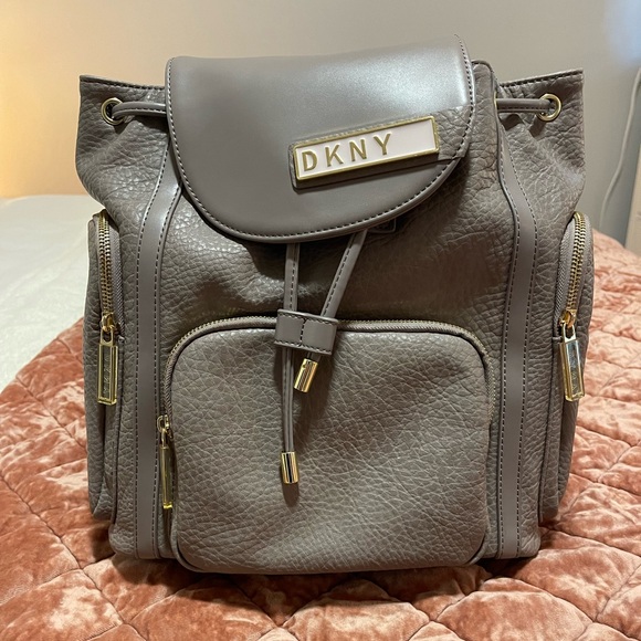 DKNY RAPTURE BACKPACK - Picture 2 of 8